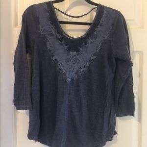 Lucky Brand Lace detailed top!